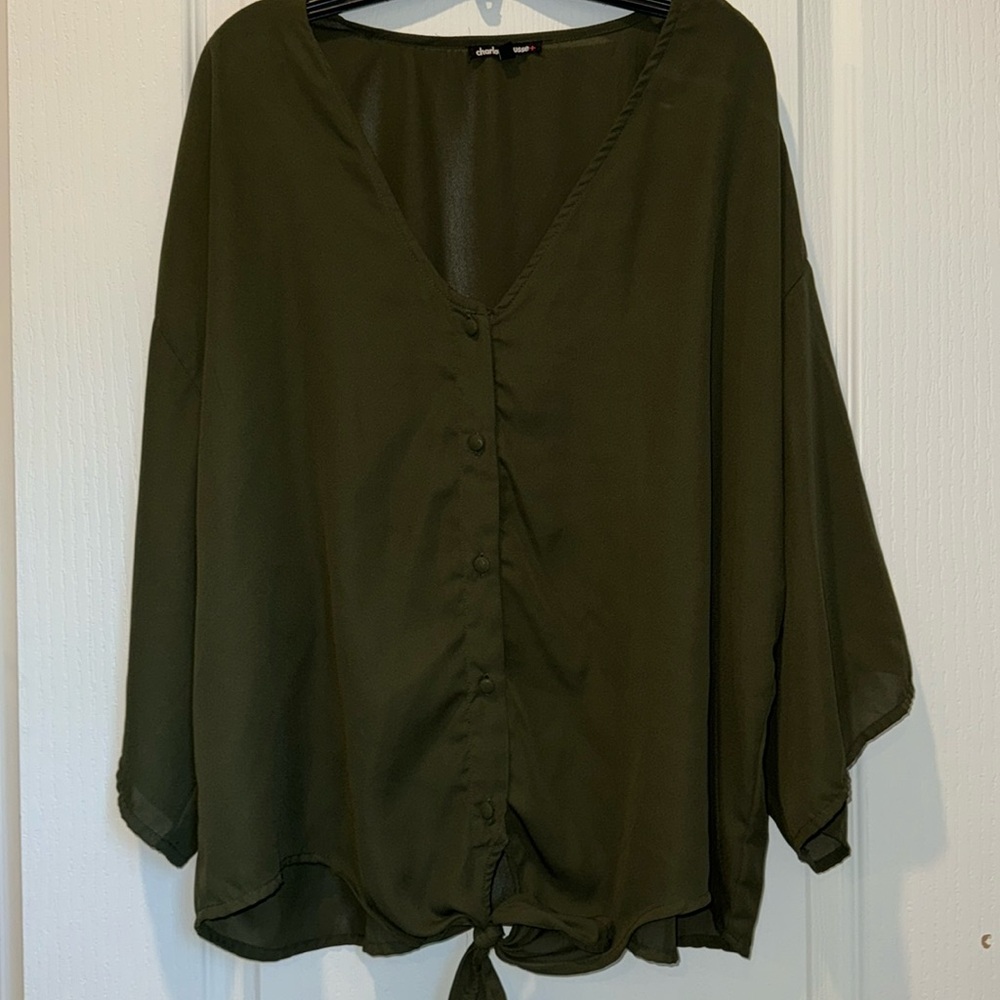 Charlotte Russe 3X V-Neck Button Up Blouse w. Front Tie